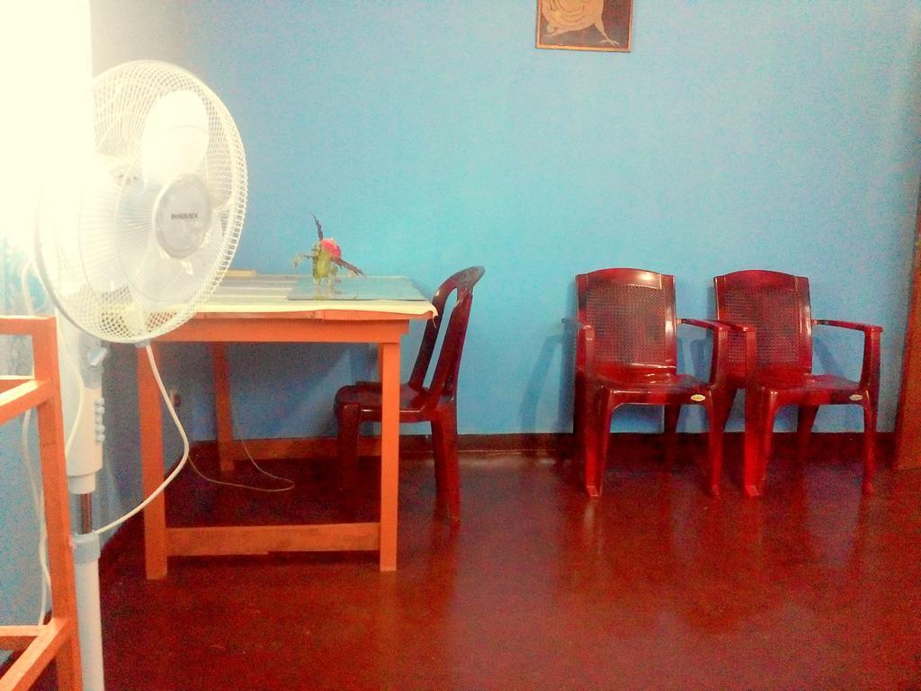 Hikkaduwa Home Stay Habitación foto